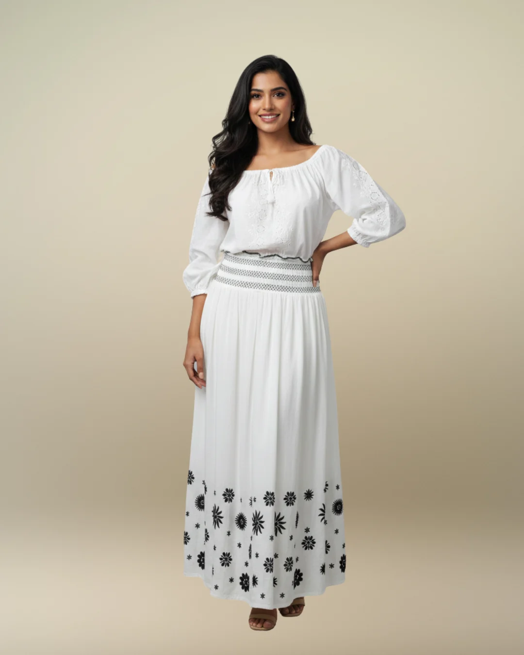 SMOCKED EMBROIDER SKIRT - BLACK